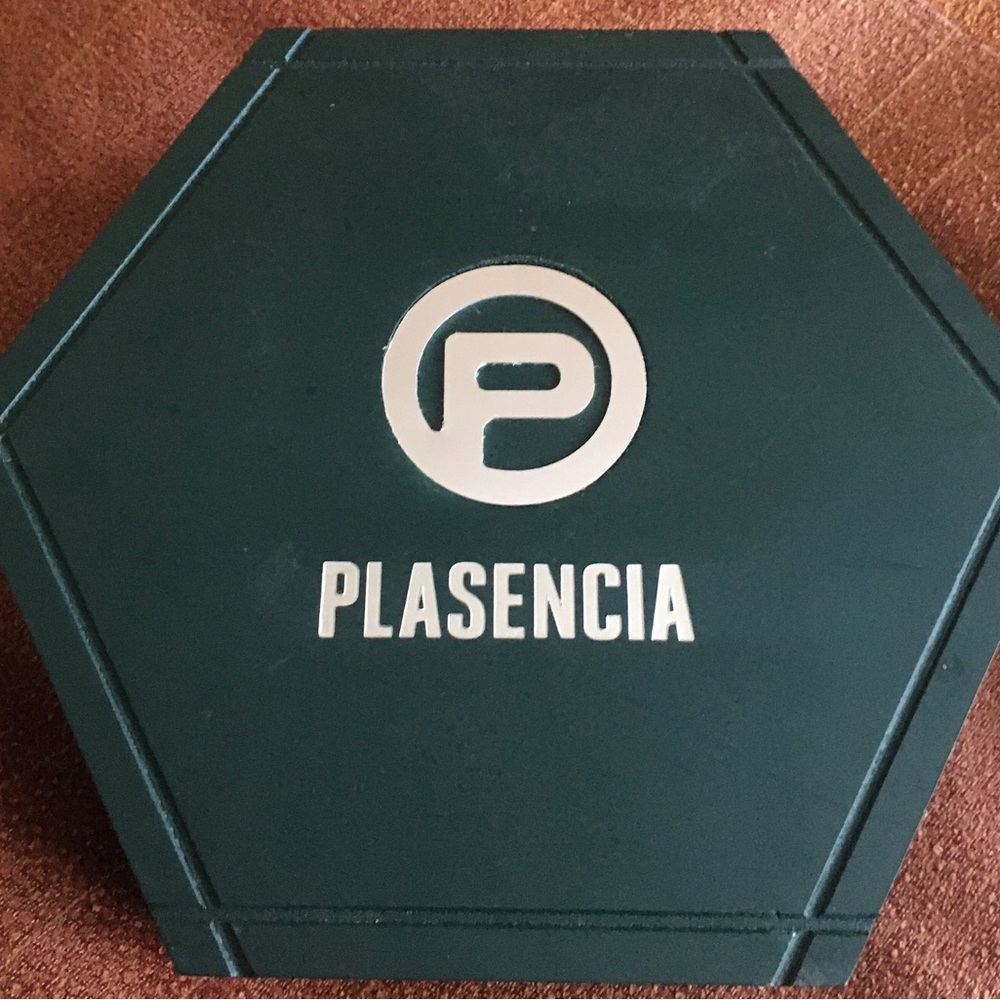 Cigar Box Alma Fuerte (2023)